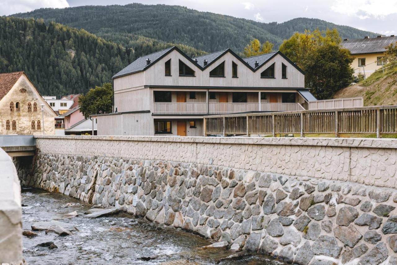 Oberwoelz Stadt Zum Wohleアパートホテル エクステリア 写真