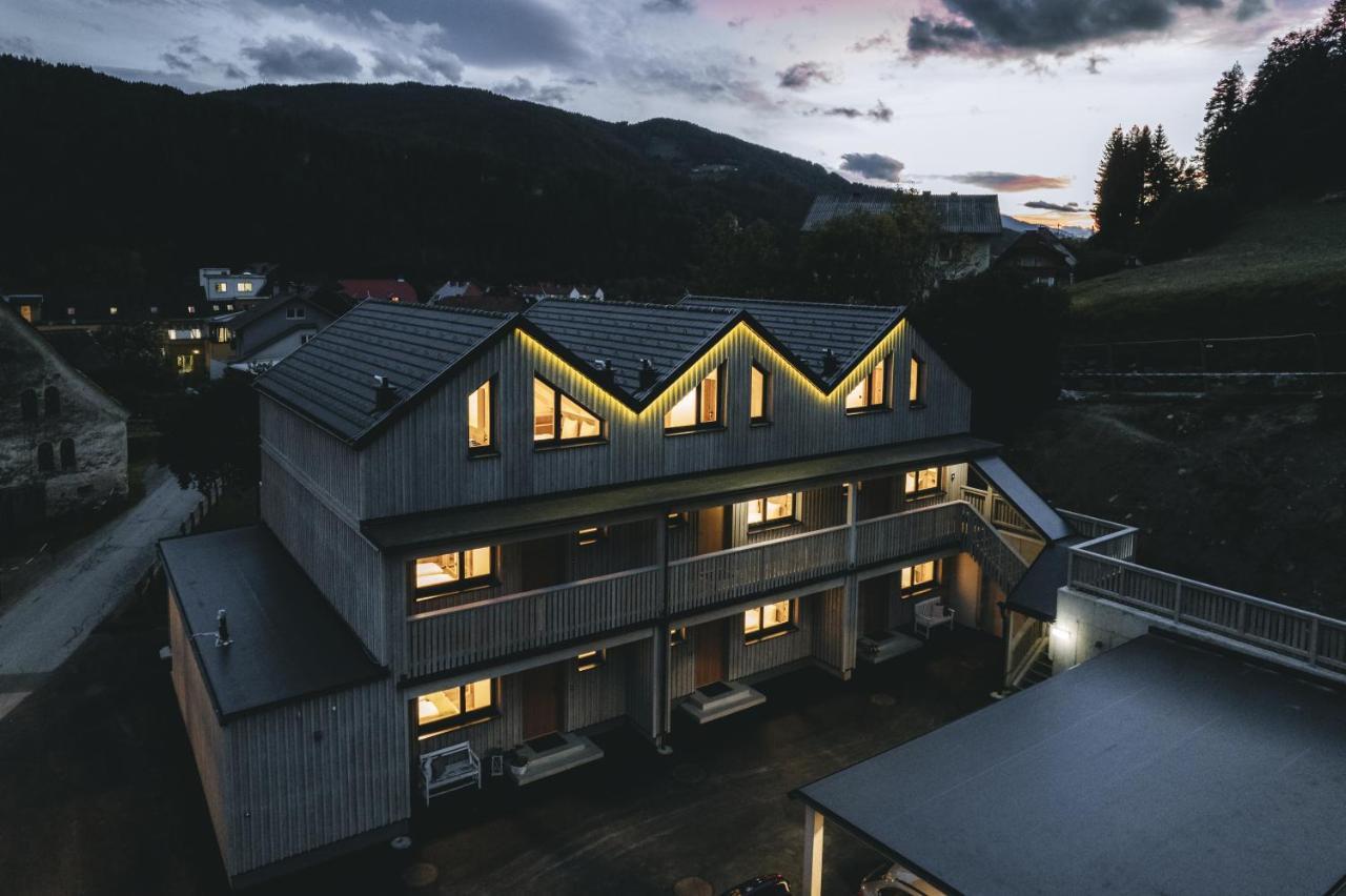 Oberwoelz Stadt Zum Wohleアパートホテル エクステリア 写真